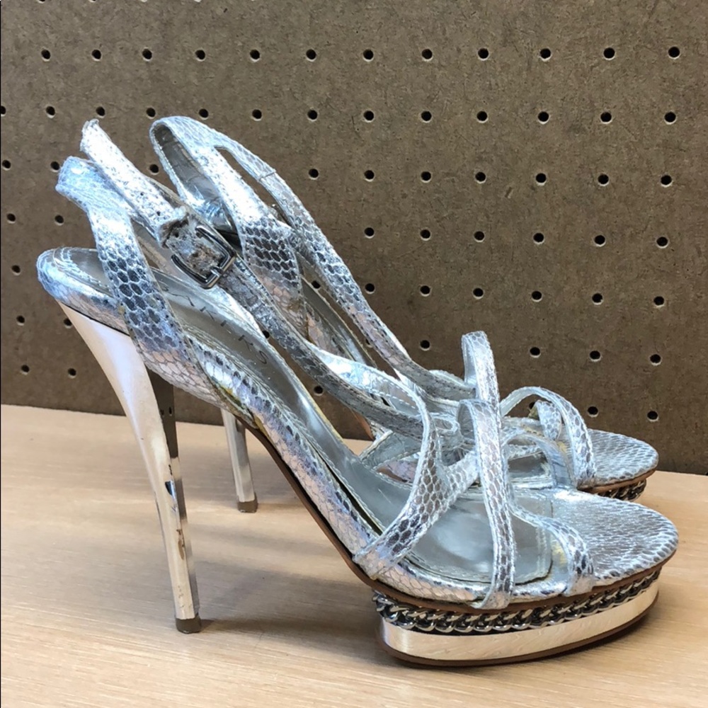 Bakers Electra Silver Sandal Heels sz 6.5